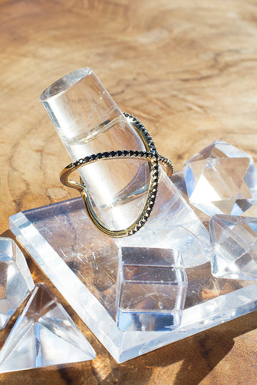 Diamond criss cross ring